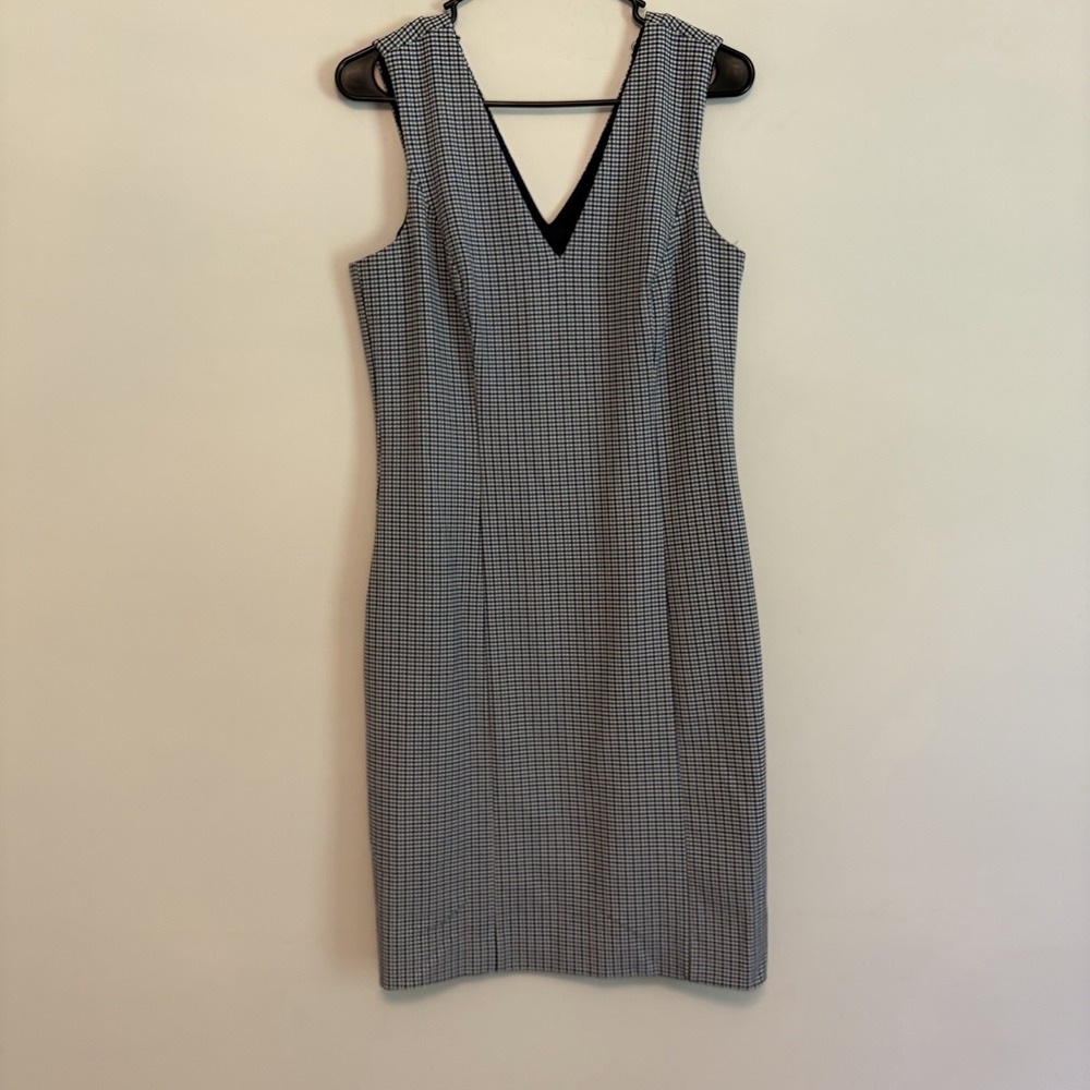 Banana Republic 8 Gingham Plaid V-Neck Sleeveless Sheath Dress Work Academia